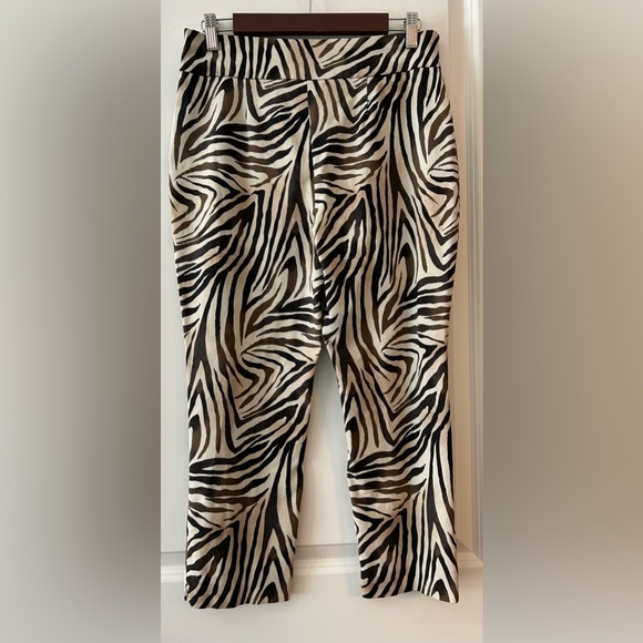 Chicos Super Slimming Crop Pants - Picture 3 of 11